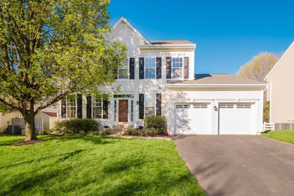 Beautiful home in Round Hill Virginia