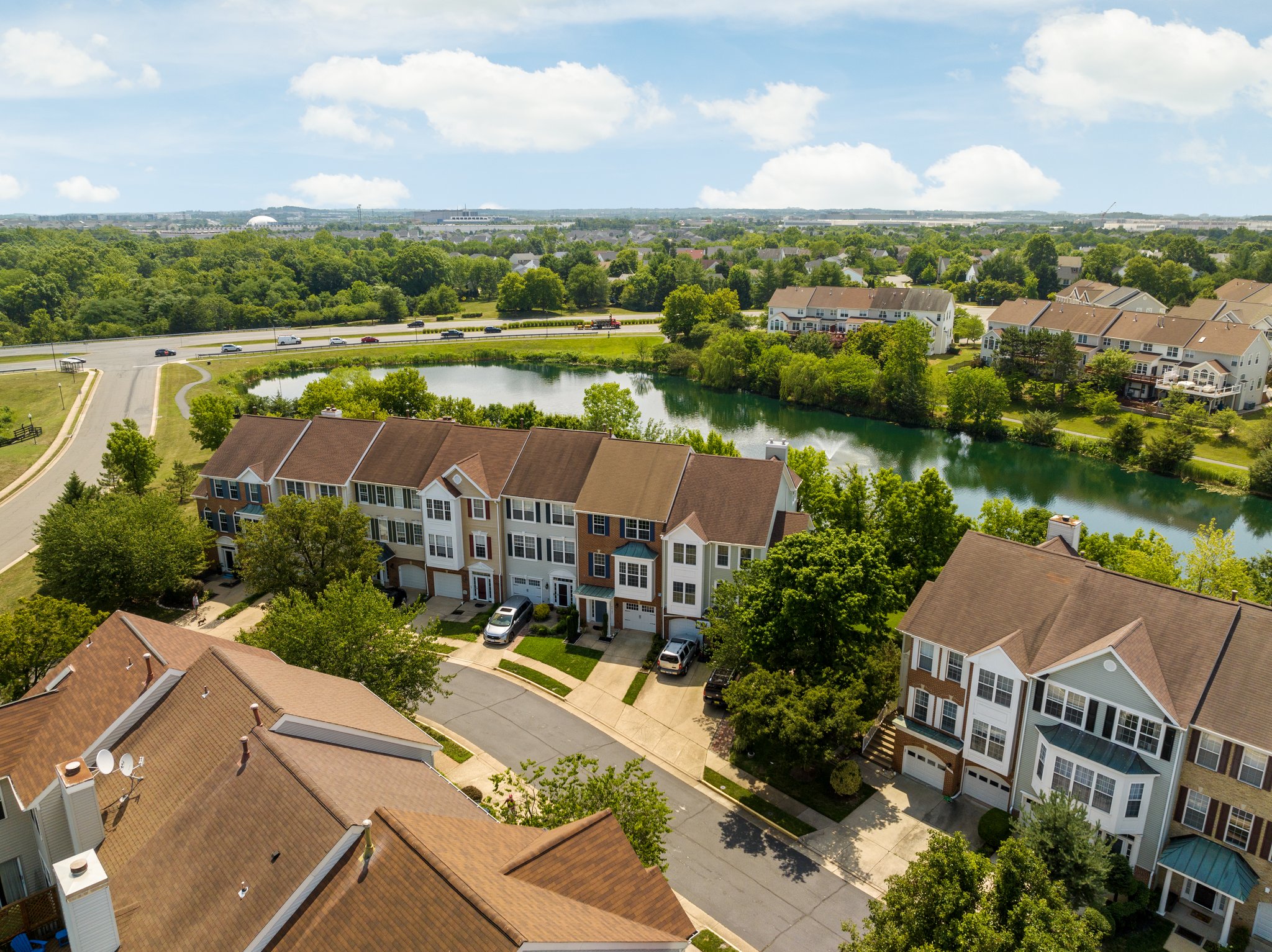 Beautiful lakeside home in Ashburn Virginia